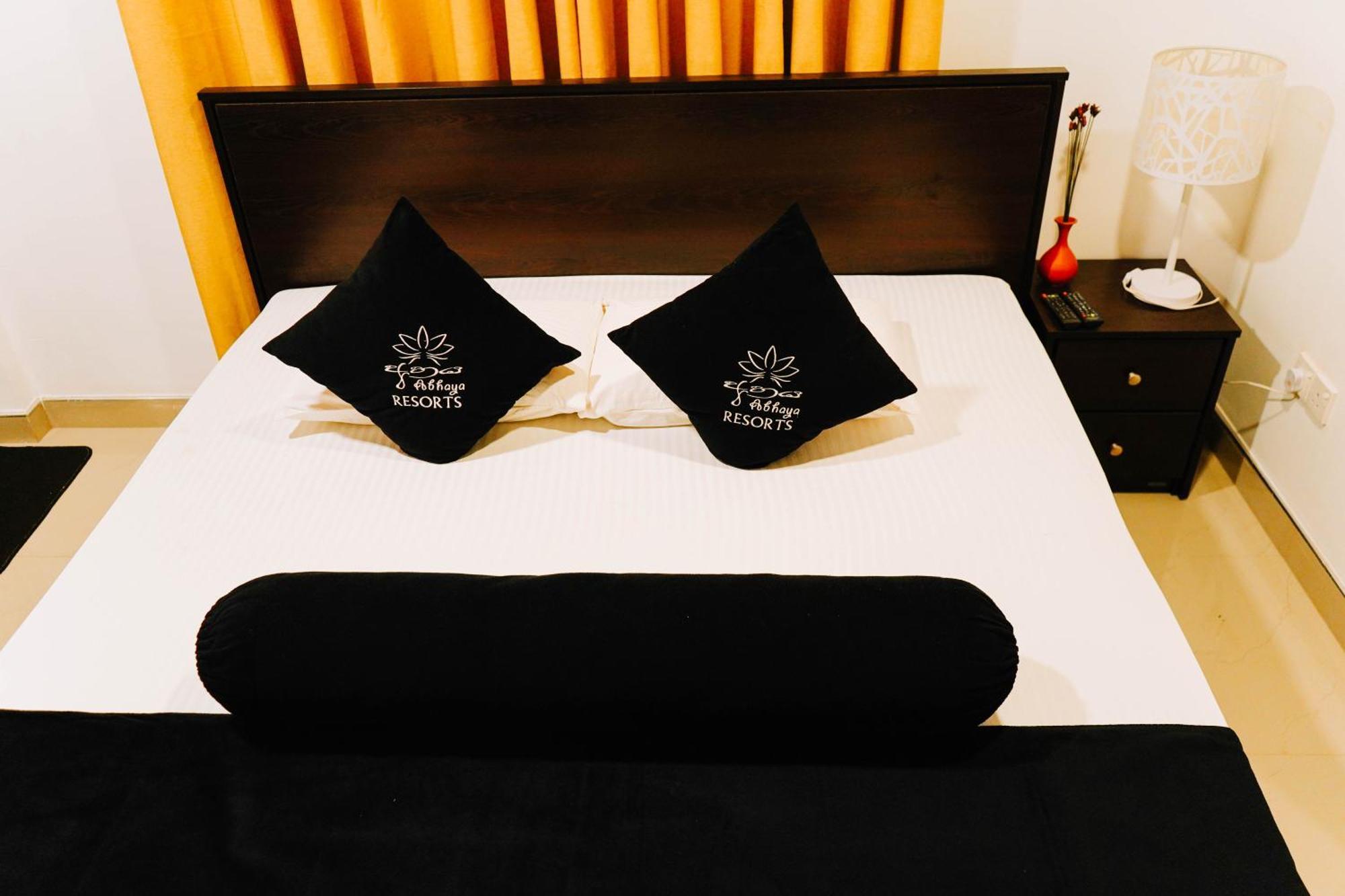 Abhaya Resorts Anuradhapura Luaran gambar