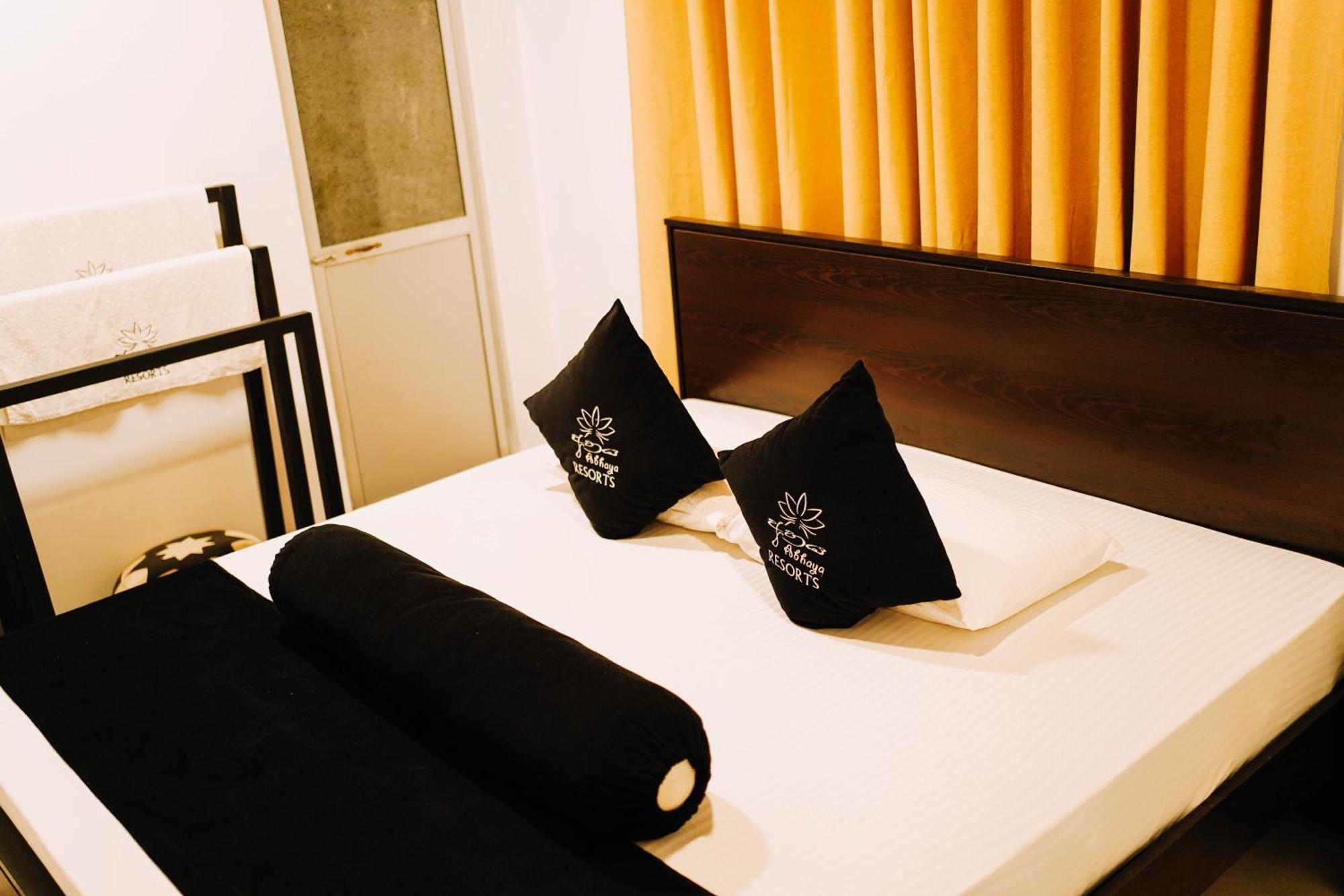 Abhaya Resorts Anuradhapura Luaran gambar